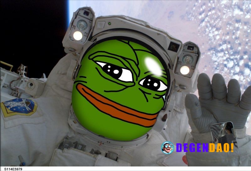 Altcoins jump as bitcoin inches toward potential $74,000 breakout The bitcoin price is approaching a key technical level...