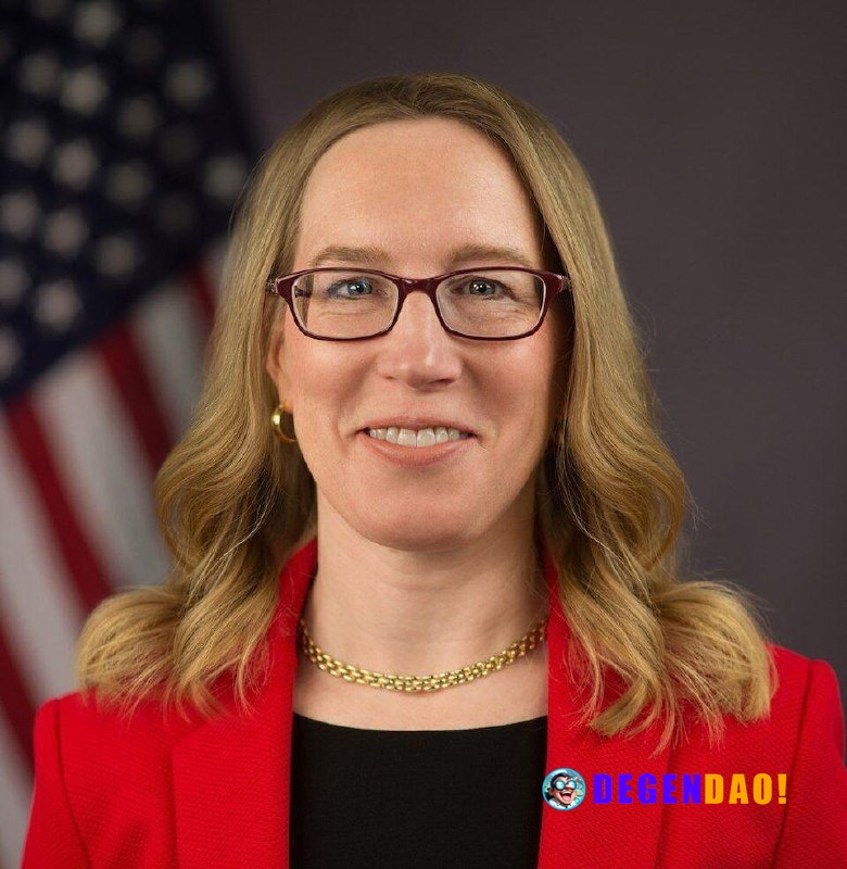 🇺🇸 LATEST: SEC Commissioner Hester Peirce invites firms exploring tokenization and new ETF structures to engage directly...