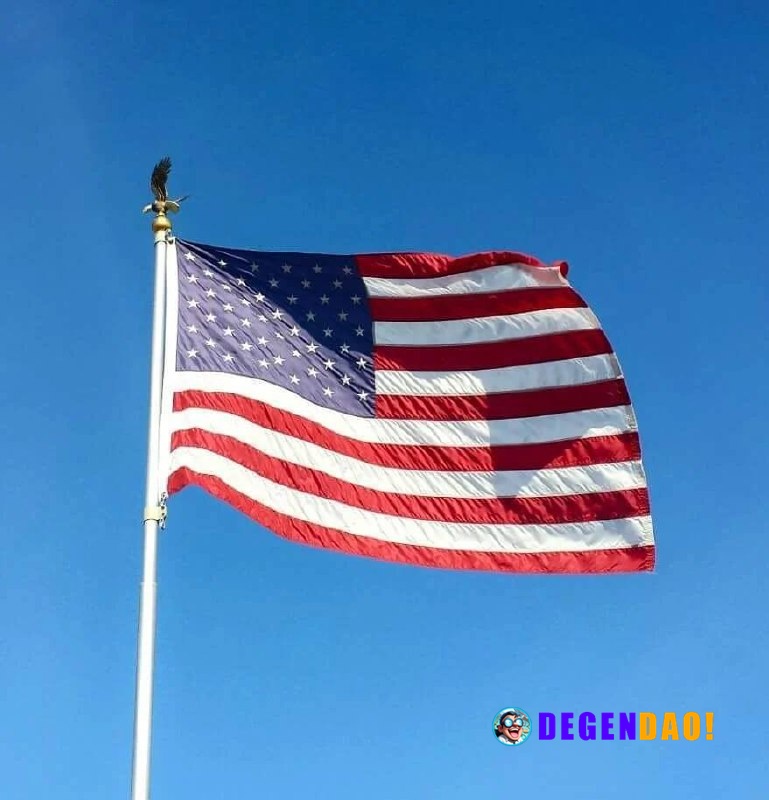 🇺🇸 LATEST: CFTC Chair says DeFi and prediction markets can restore trust and signals push for clearer U.S. crypto rules....