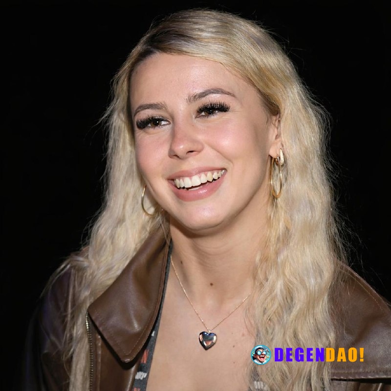 ⚡️ NEW: Hawk Tuah girl breaks her silence on the $HAWK memecoin controversy, saying she was talked into lending her name...