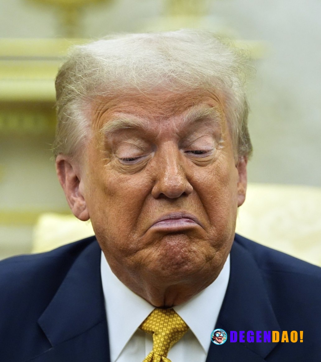 JUST IN: 🇺🇸🇮🇷 President Trump says US "will not have anything to do with" what happens to the Strait of Hormuz and will ...