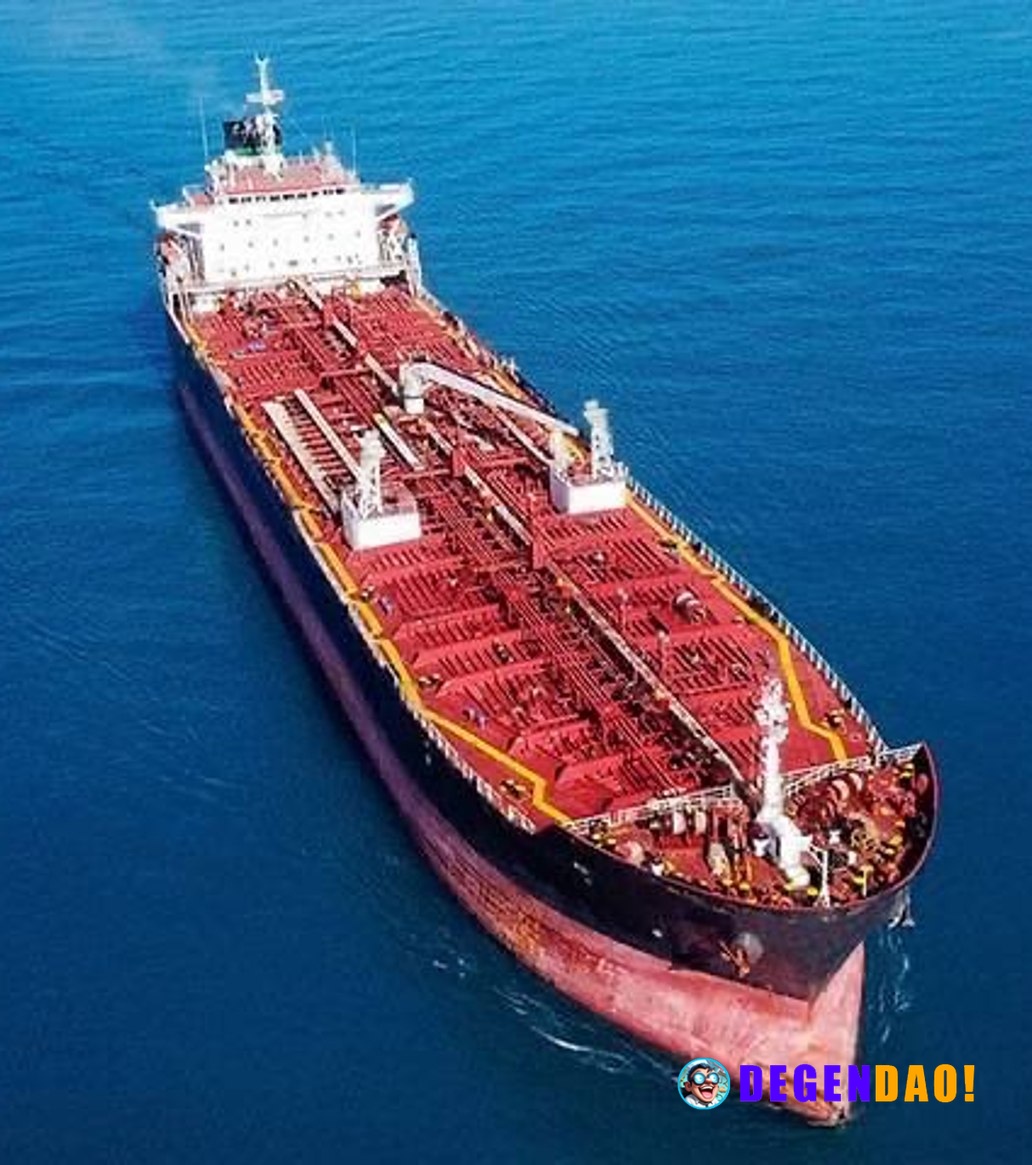 JUST IN: 🇮🇷🇴🇲 Iran and Oman to charge ships fees to pass through Strait of Hormuz during 2-week ceasefire. _ 〽️ Crypto P...