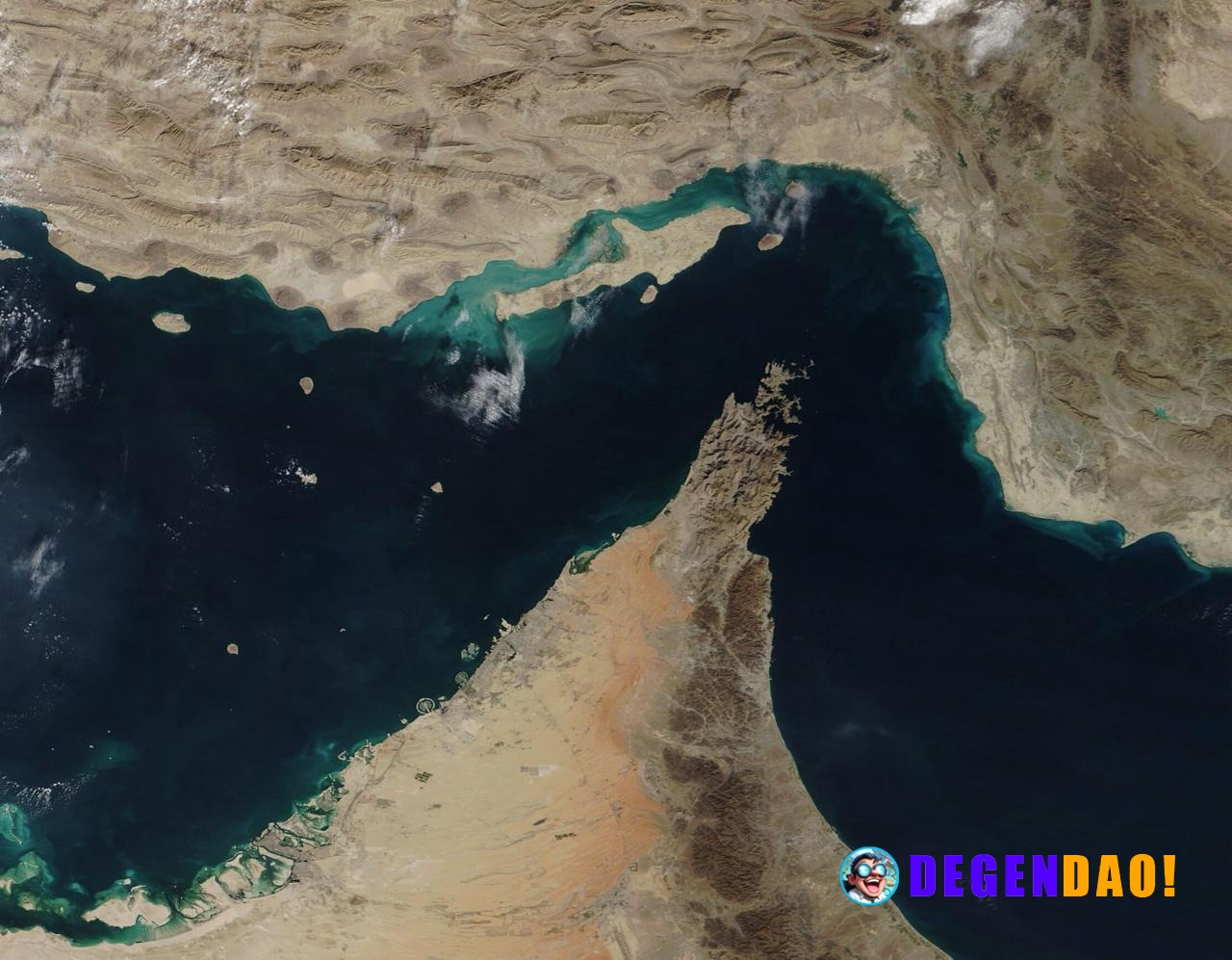 🇮🇷 NEW: Iran to charge oil tankers fees in Bitcoin to pass the Strait of Hormuz during ceasefire, per FT. _ 〽️ Crypto Pu...