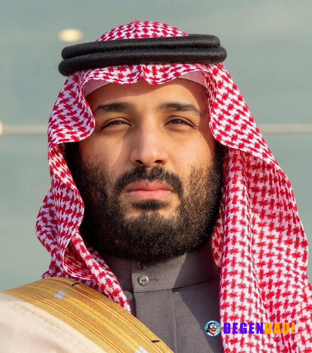 JUST IN: 🇸🇦 Saudi Arabia suspends operations at several oil facilities following Iranian attacks. The attacks caused los...