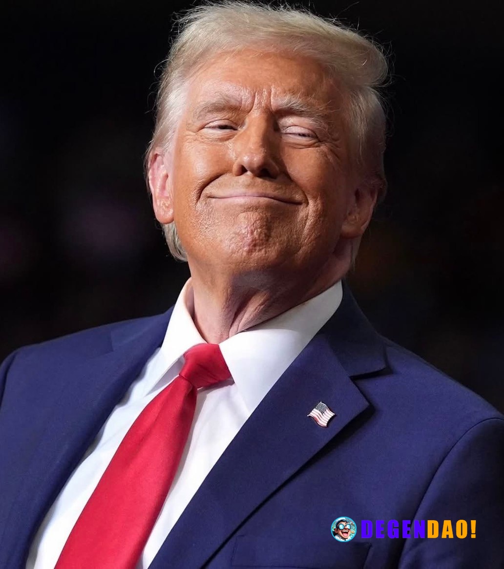 JUST IN: 🇺🇸 President Trump says US is clearing out the Strait of Hormuz as a favor to countries "all over the World." _...