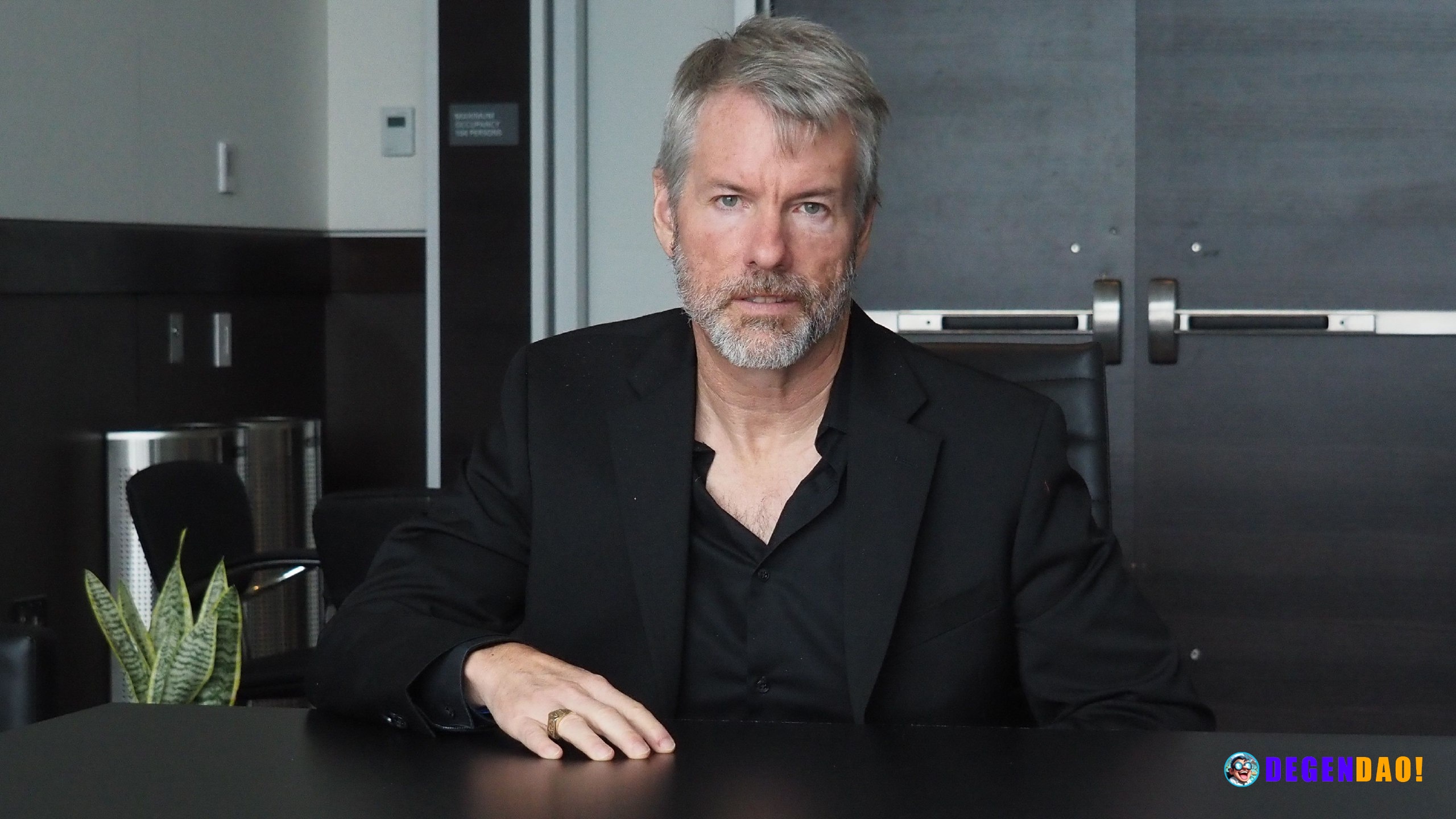 Michael Saylor’s Strategy buys 3,273 bitcoin as it inches closer to its 1 million target Strategy, the largest corporate...