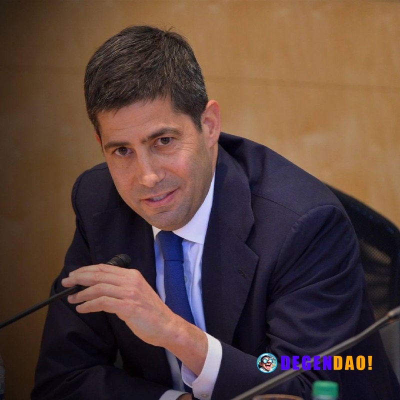 🇺🇸 JUST IN: U.S. Fed Chair nominee Kevin Warsh has been approved by the Senate Banking Committee, advancing to a full Se...