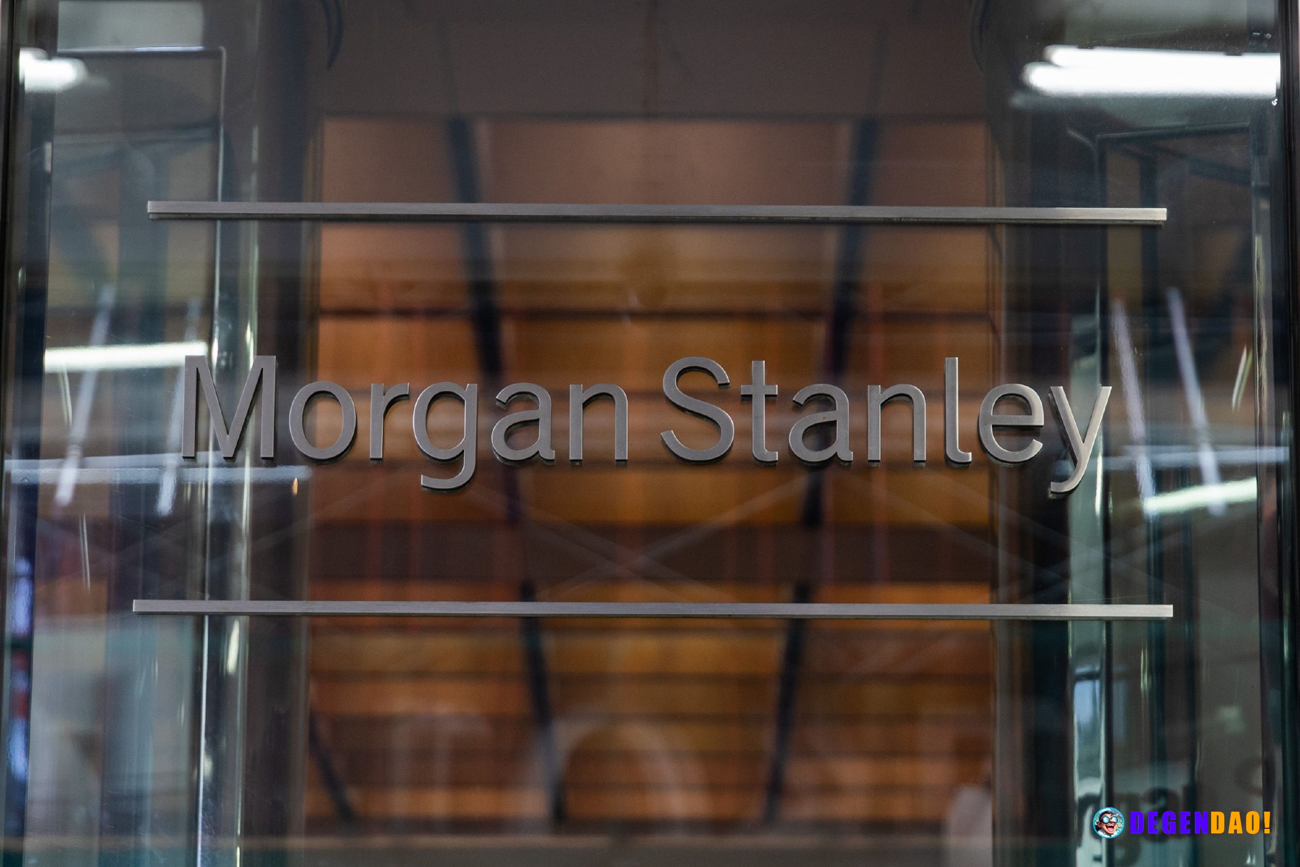 Morgan Stanley's Oldenburg: Bitcoin on U.S. bank balance sheets is coming, just not yet Morgan Stanley launched the firs...