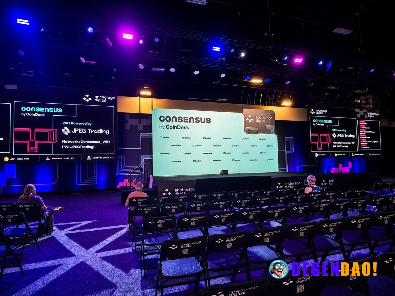 We’re live in Miami for Day 1. Key players in the room. Stay tuned for the biggest takeaways. _ 〽️ Crypto Pulse 👉 @degen...