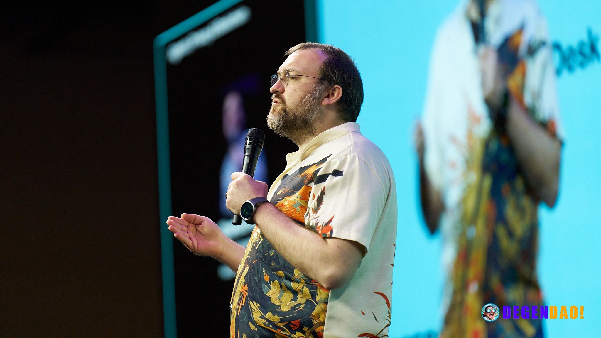 AI agents becoming more relevant than humans by 2035 has Big Tech 'terrified', says Hoskinson The founder and CEO of Car...