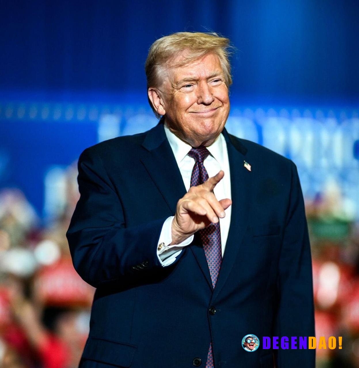 🇺🇸 BIG: President Trump says he'll soon meet with top AI executives to discuss giving Americans a stake in AI companies'...