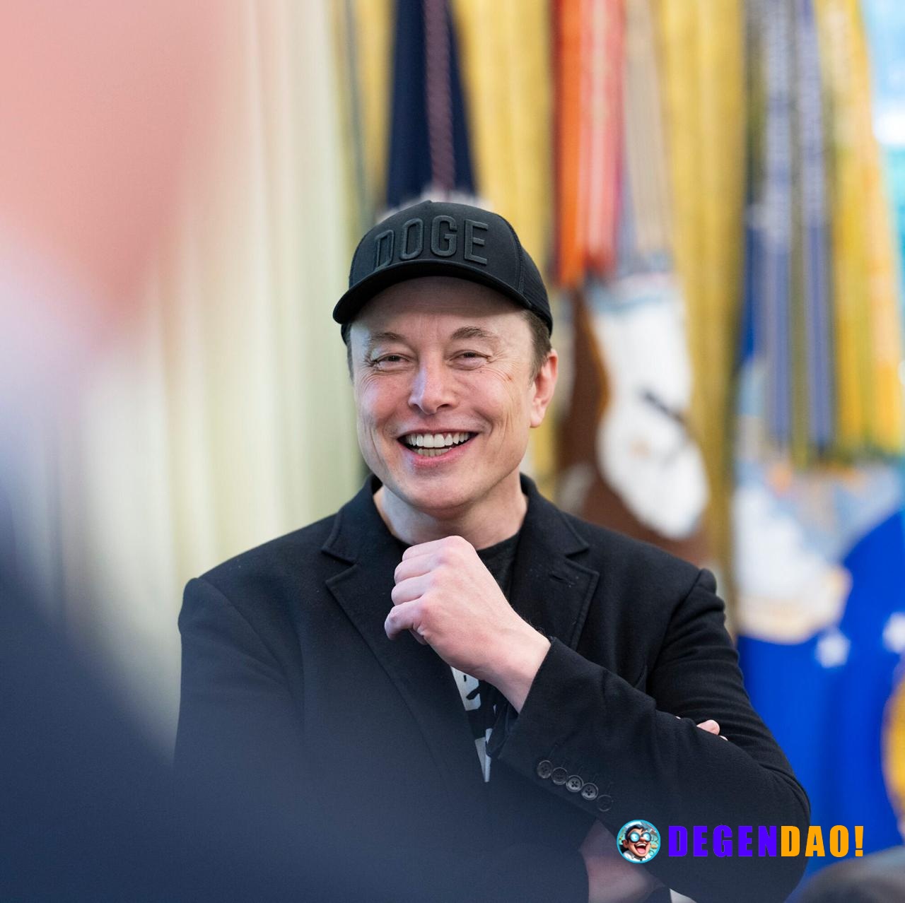 🔥 HUGE: Elon Musk's SpaceX prices its IPO at $135 per share, raising a record $75B and valuing the company at $1.77T. Ne...