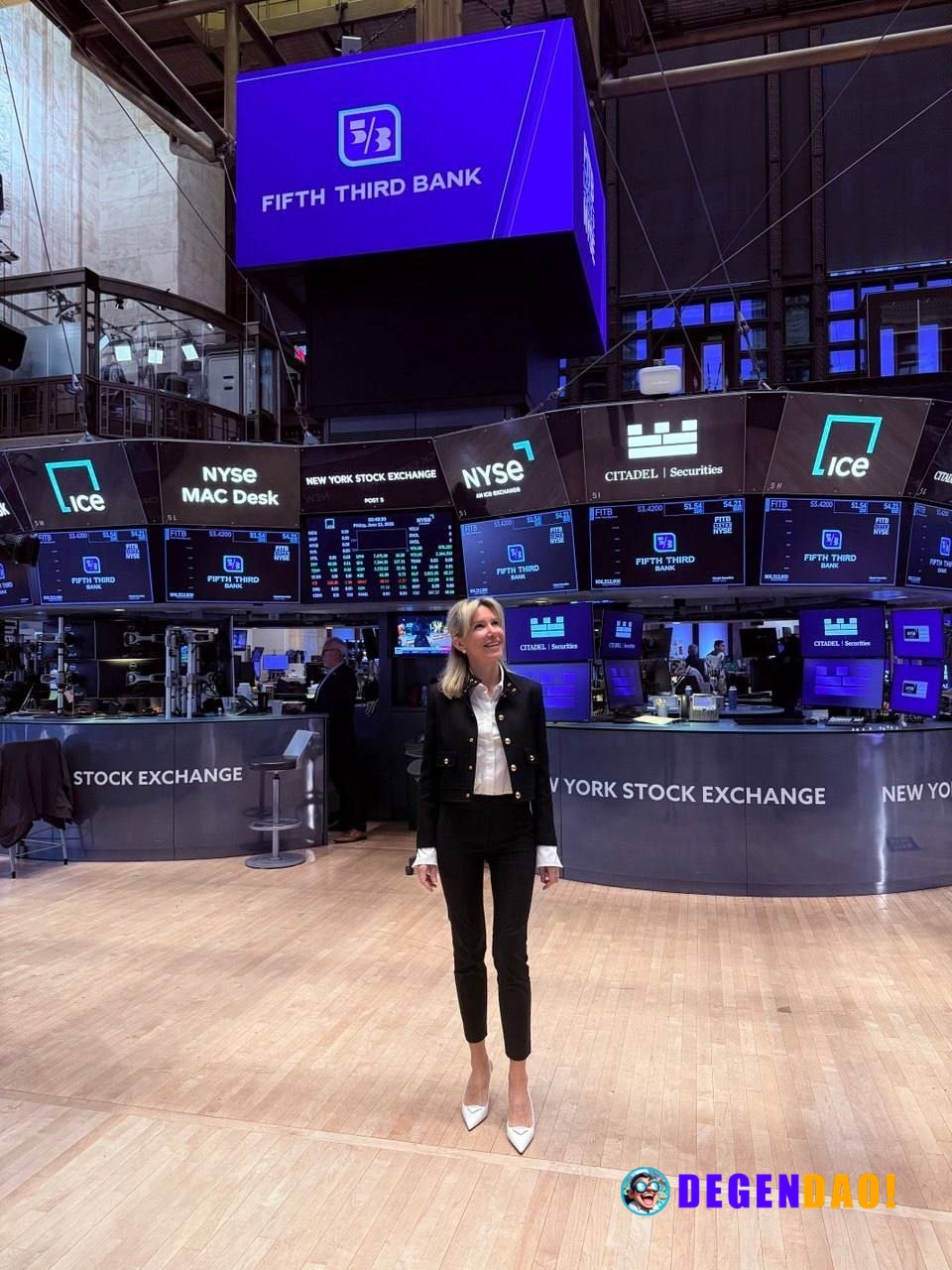 🚨 BIG: SpaceX is officially public. Meanwhile, Cointelegraph CEO Yana Prikhodchenko is at the New York Stock Exchange to...