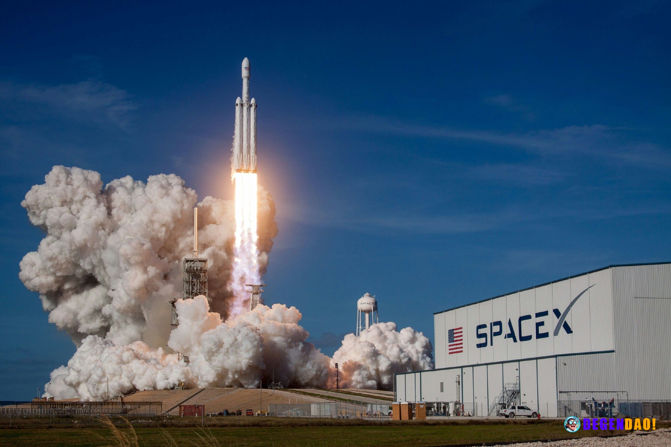 SpaceX opens 20% higher at $162 in blockbuster Nasdaq debut Shares were initially priced at $135 a share during the Thur...