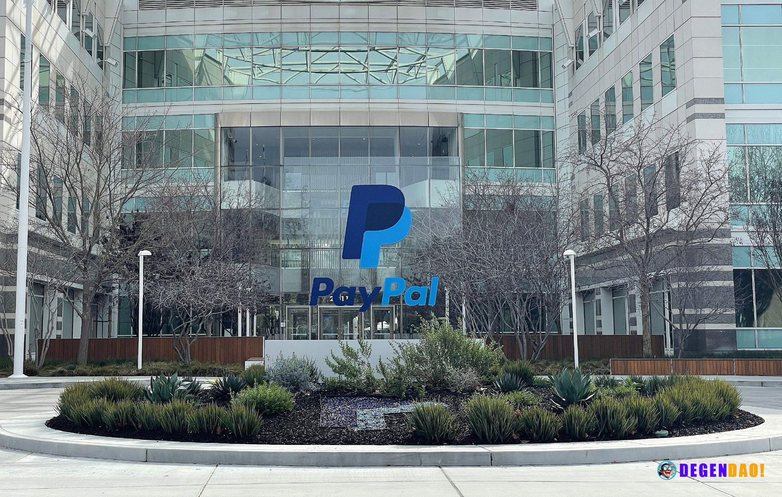 Stripe mounts blockbuster $53 billion bid to buy PayPal The bid, made together with Advent, follows an earlier expressio...