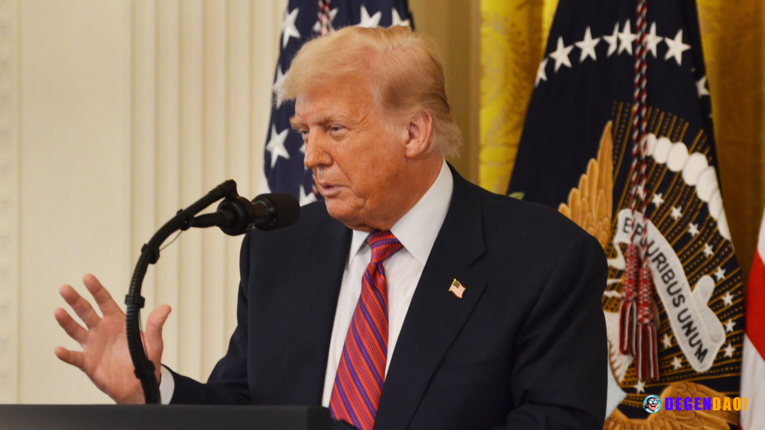 New Clarity Act emerges that's a start on the final draft, makes ethics rule temporary Lawmakers have circulated text of...