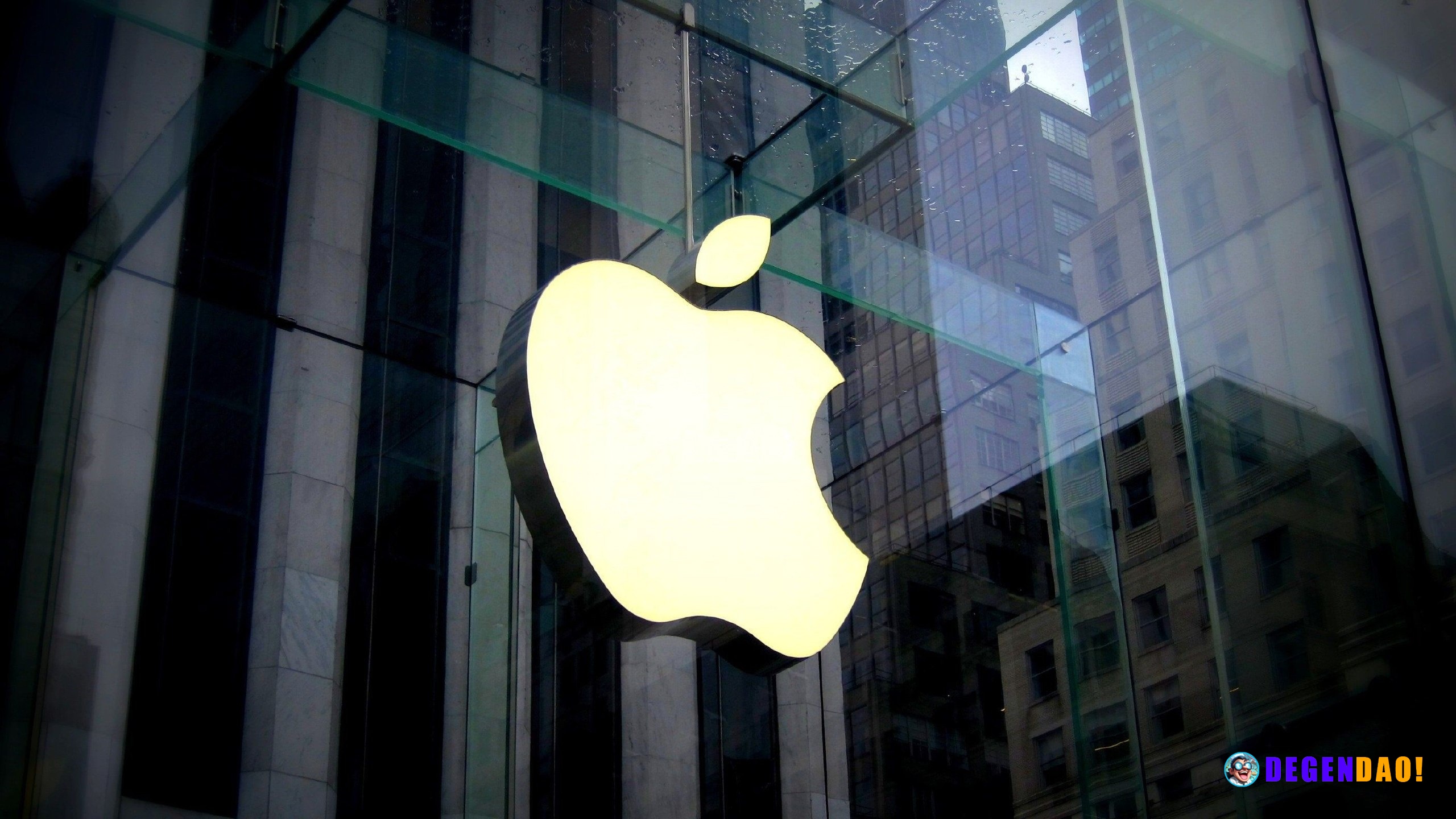 Apple kept fake bitcoin wallet on App Store after $875,000 theft report, lawsuit alleges A lawsuit alleges Apple kept a ...
